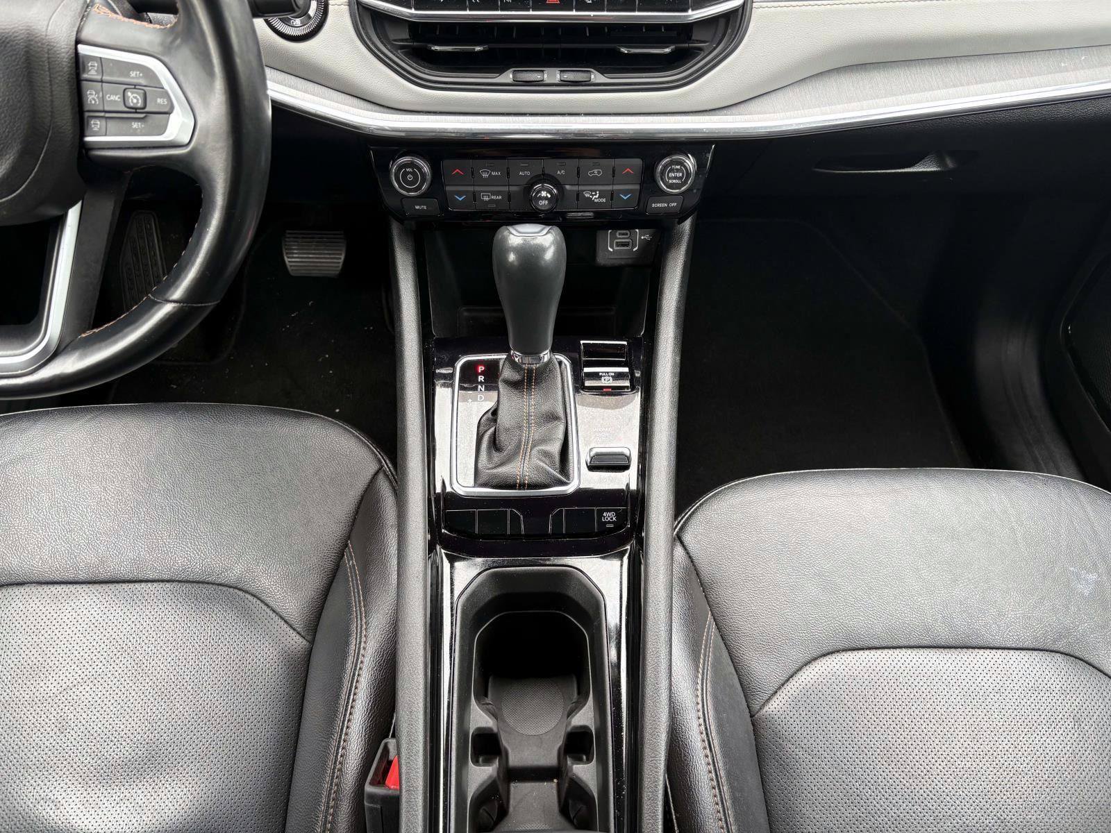 Used 2022 Jeep Compass Limited AWD/4WD image 18