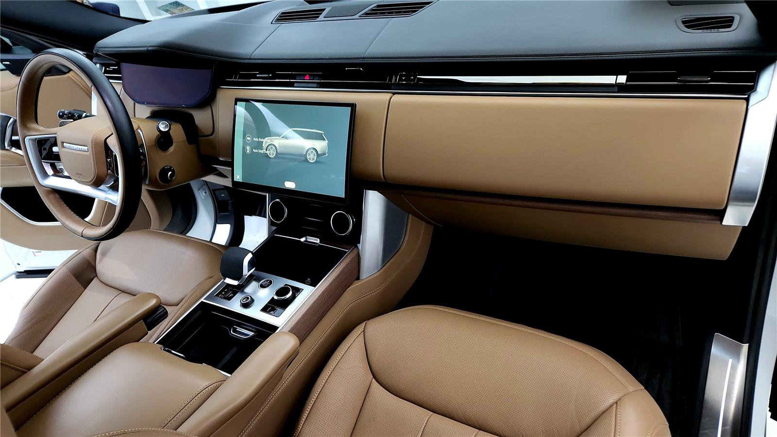 Used 2023 Land Rover Range Rover SE image 14