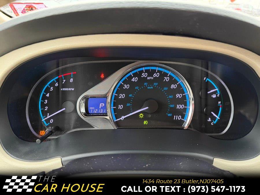 Used 2013 Toyota Sienna XLE image 28