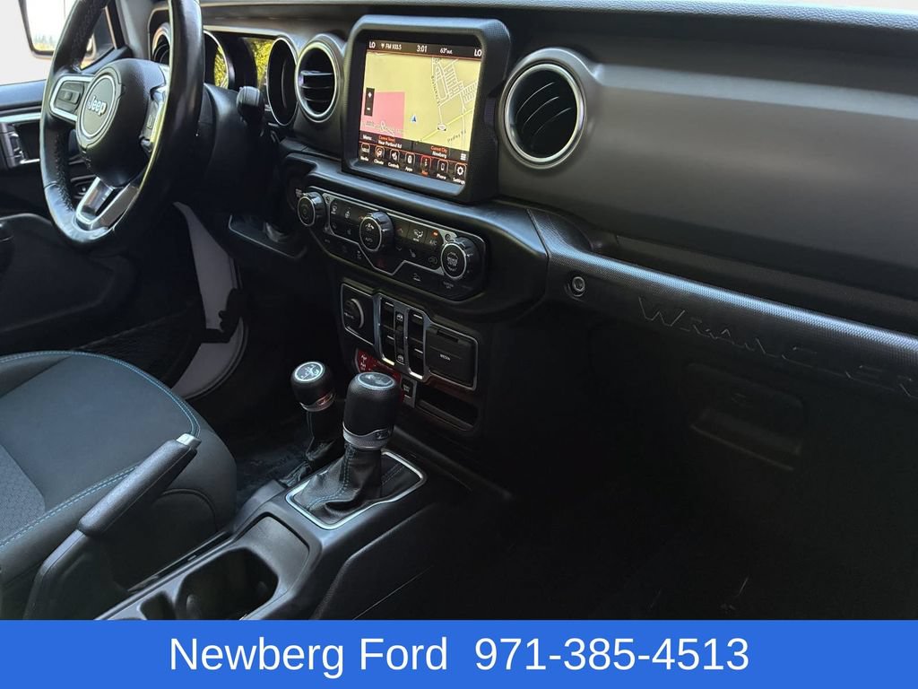 Used 2022 Jeep Wrangler Unlimited Rubicon 4xe w/ Cold Weather Group AWD/4WD image 27