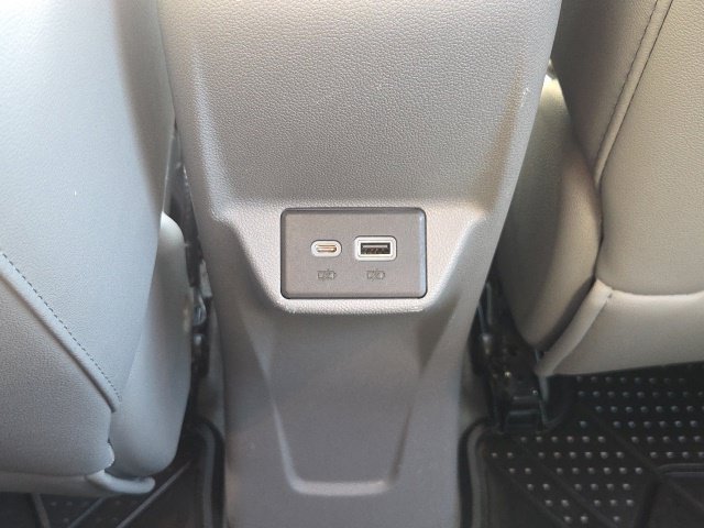 Used 2023 Chevrolet Bolt EUV Premier w/ Sun & Sound Package FWD image 16