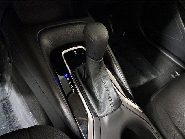 Used 2025 Toyota Corolla LE image 30