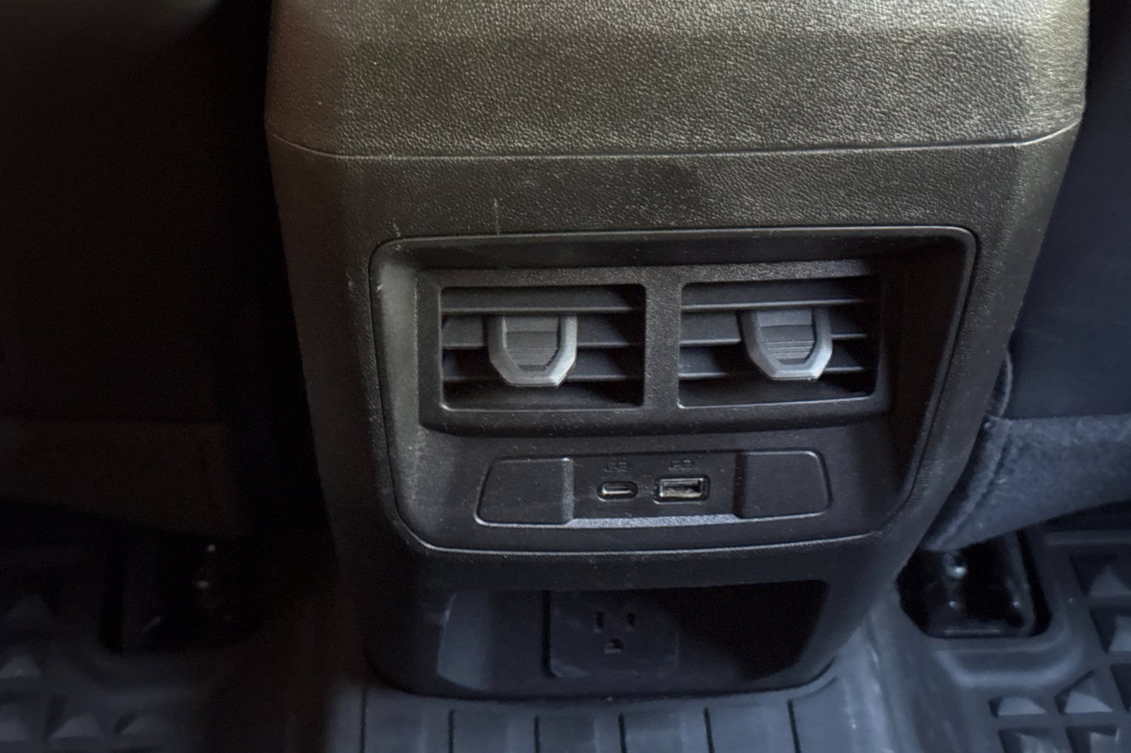 Used 2025 GMC Canyon Elevation w/ Convenience Package AWD/4WD image 17