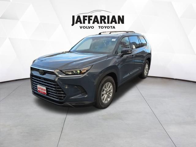 New 2026 Toyota Grand Highlander XLE image 6