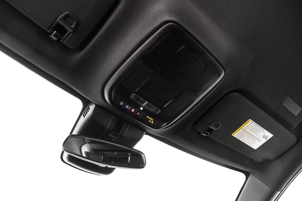 Used 2024 Chevrolet Traverse LT w/ Midnight/Sport Edition FWD image 25