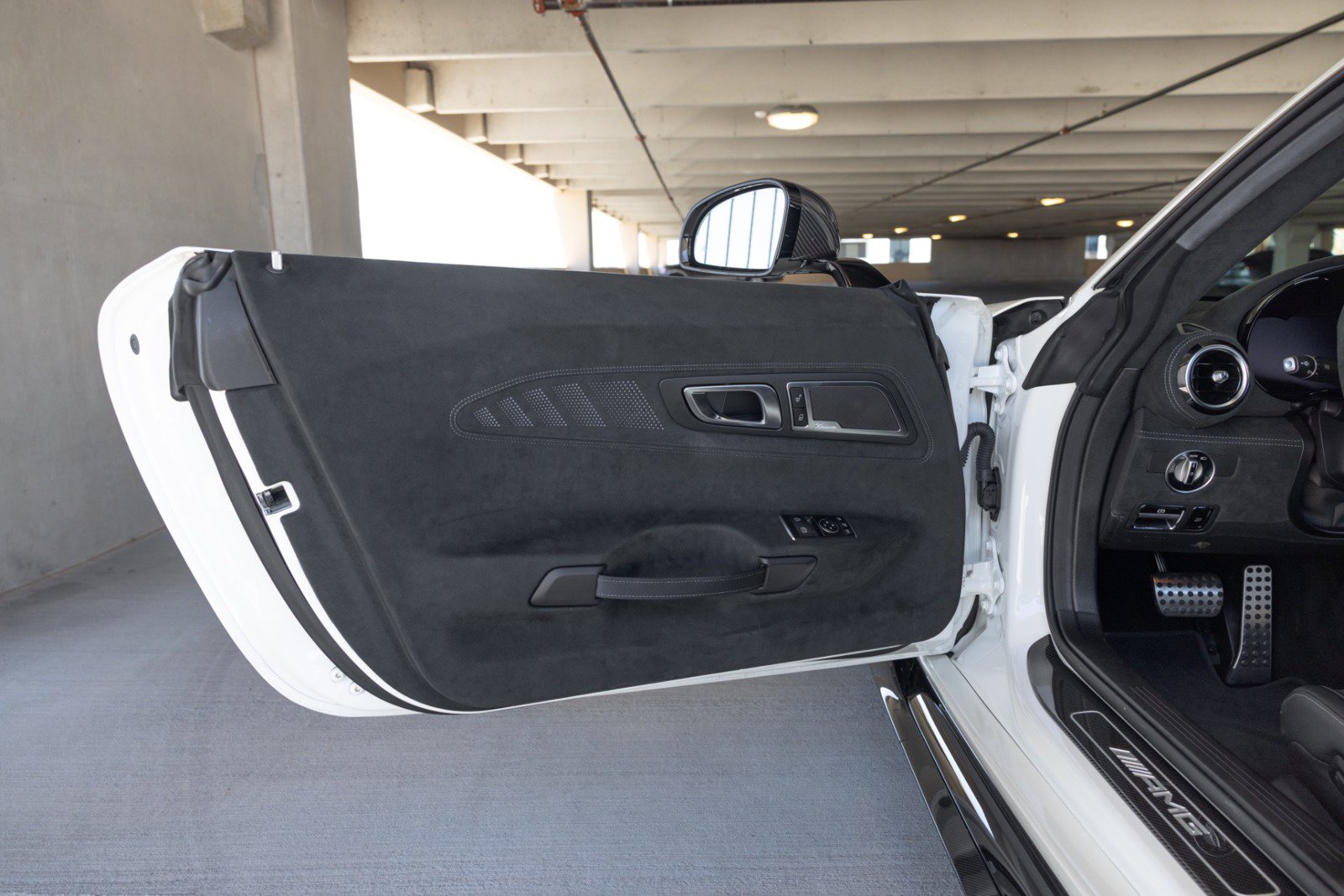 Used 2021 Mercedes-Benz AMG GT Black Series image 40