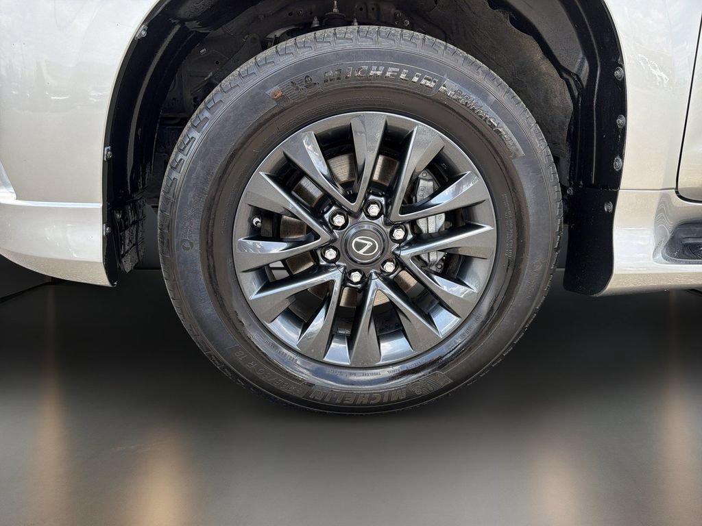 Used 2022 Lexus GX 460 Premium w/ Premium Package AWD/4WD image 10