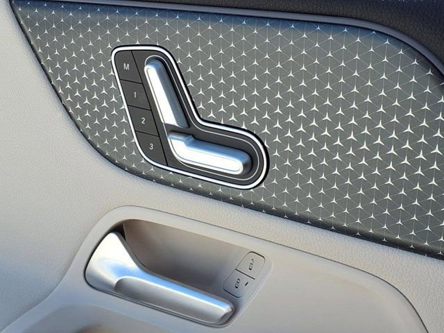 Used 2025 Mercedes-Benz GLA 250 image 21