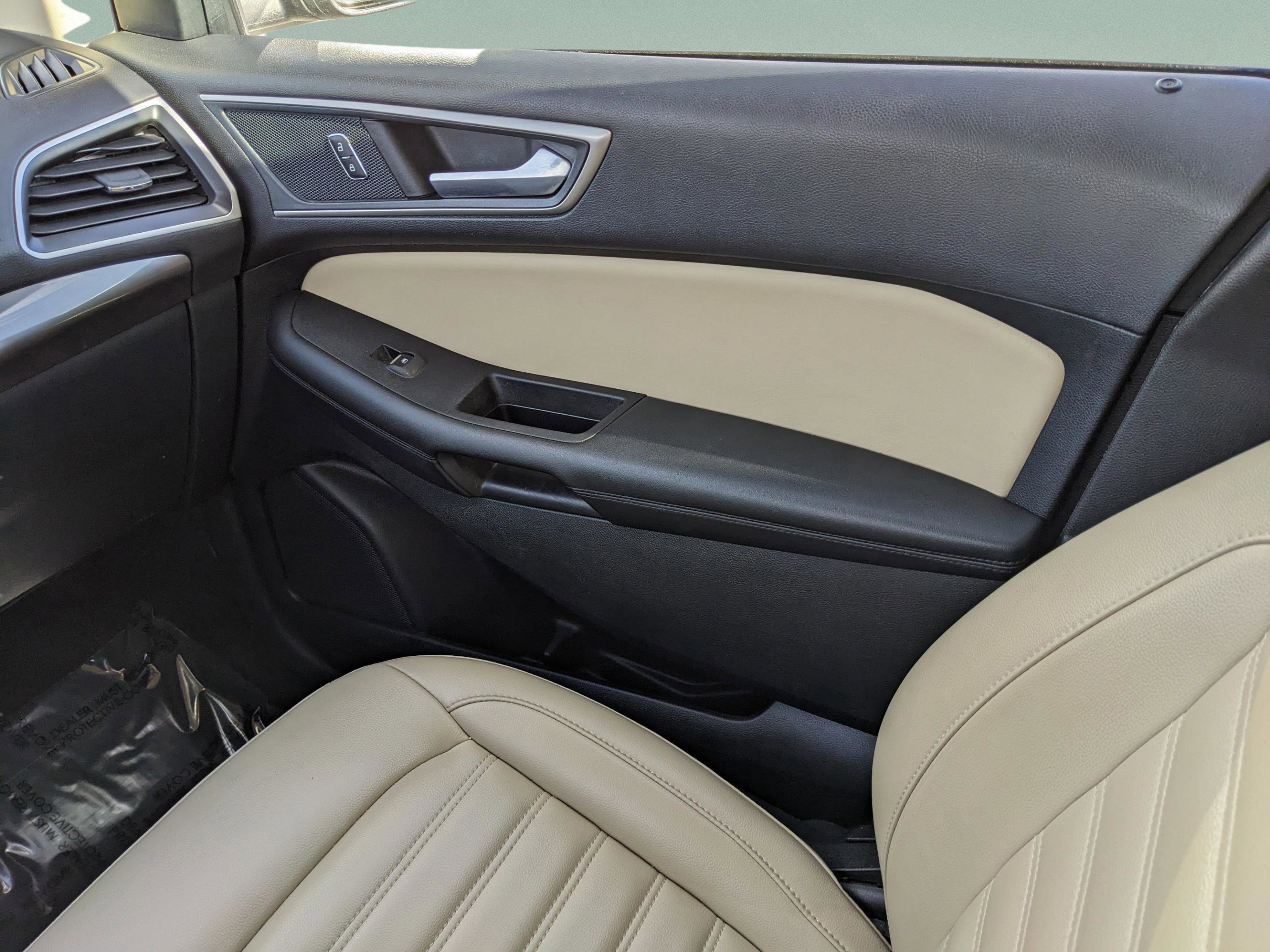 Used 2024 Ford Edge SEL image 14