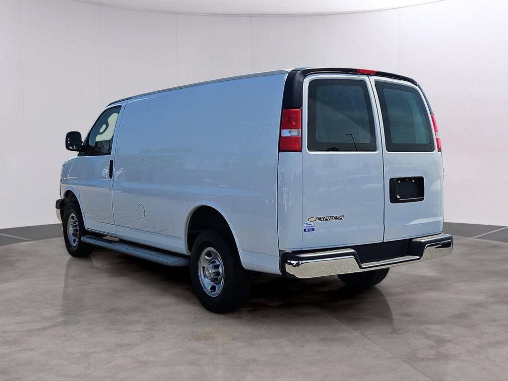 Certified 2024 Chevrolet Express 2500 w/ Driver Convenience Package RWD image 6