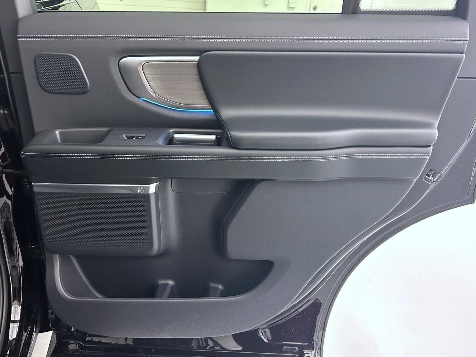 New 2026 Ford Expedition Platinum w/ Driver's Package image 17