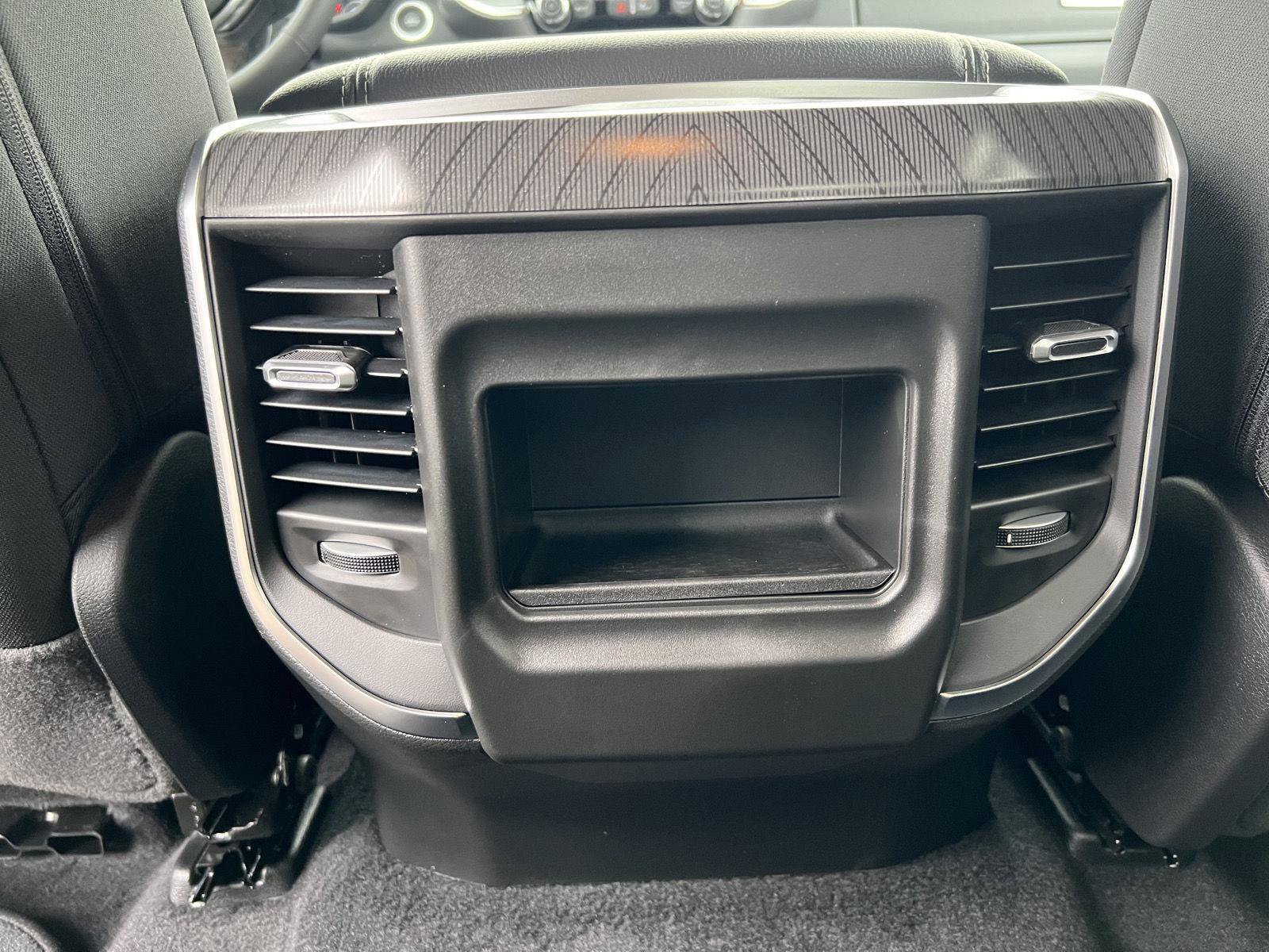 New 2026 RAM 1500 Big Horn w/ Night Edition image 31