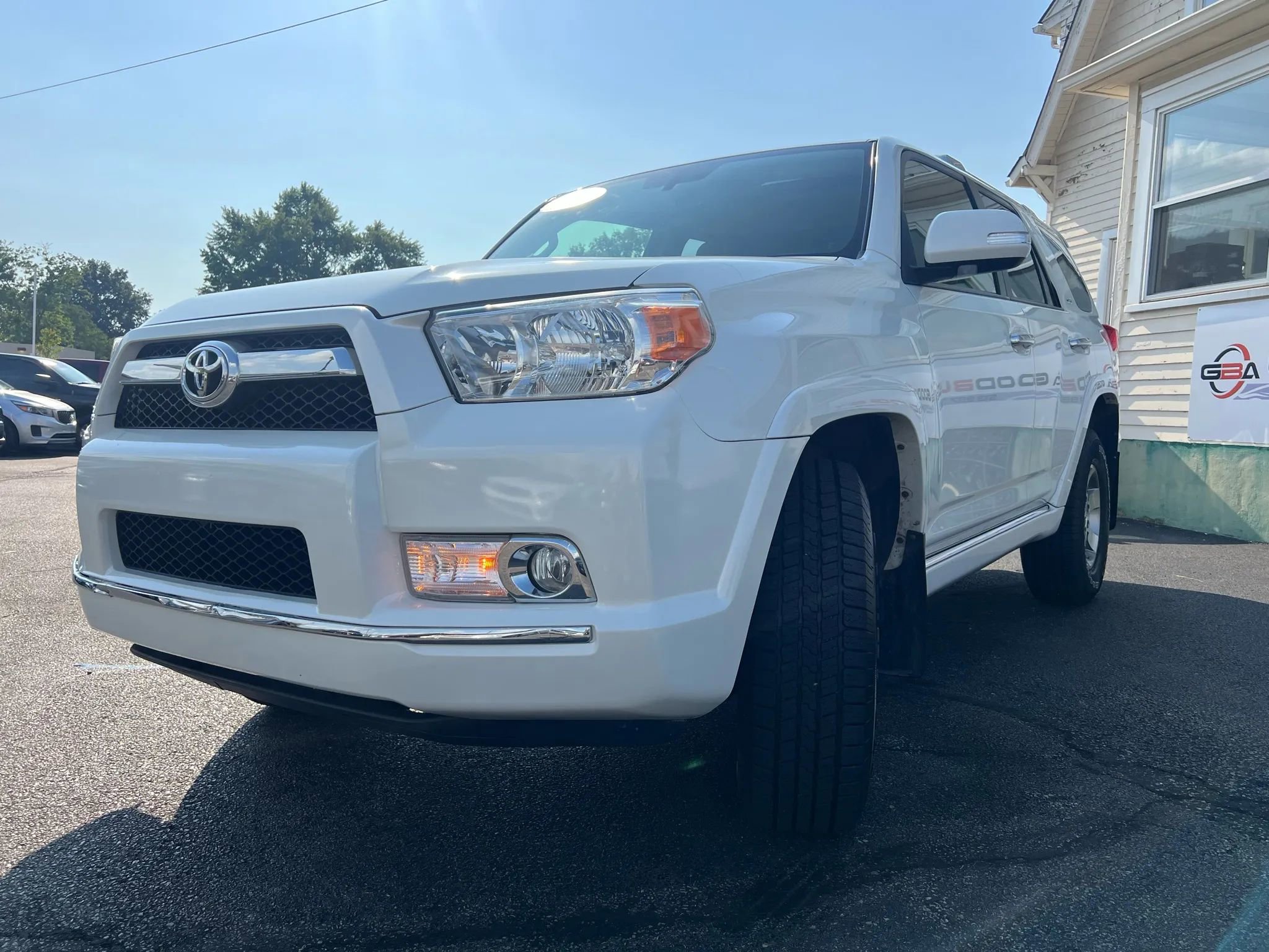 Used 2013 Toyota 4Runner SR5 image 9