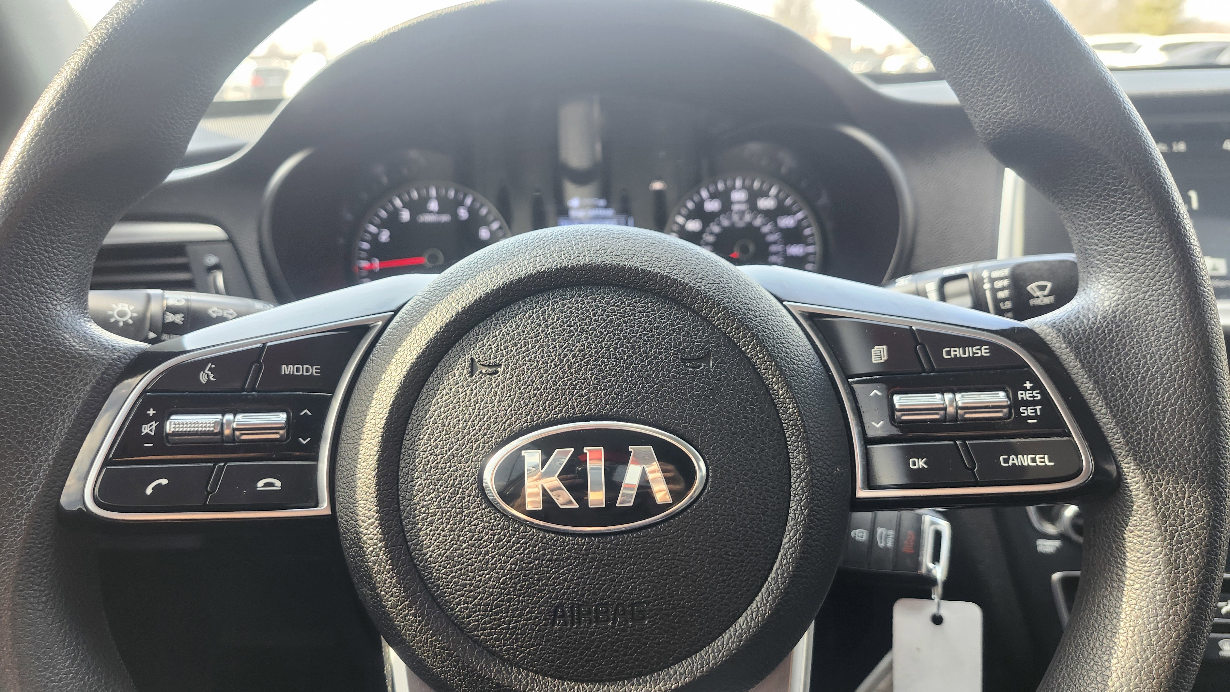 Used 2020 Kia Optima LX image 23