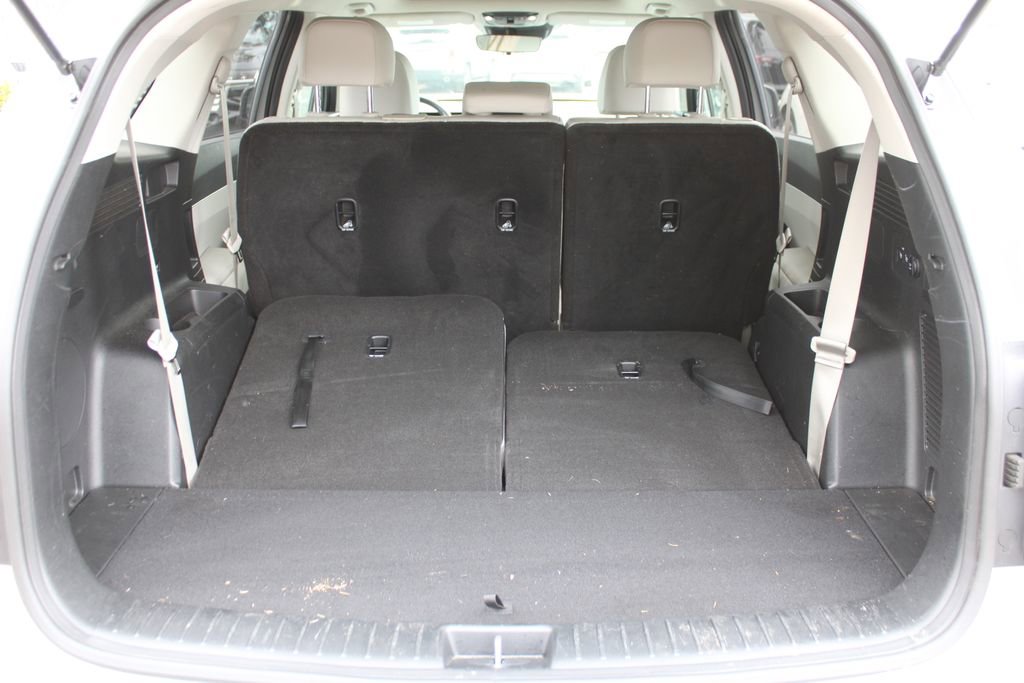 Certified 2025 Kia Sorento S w/ Panoramic Sunroof Package image 10