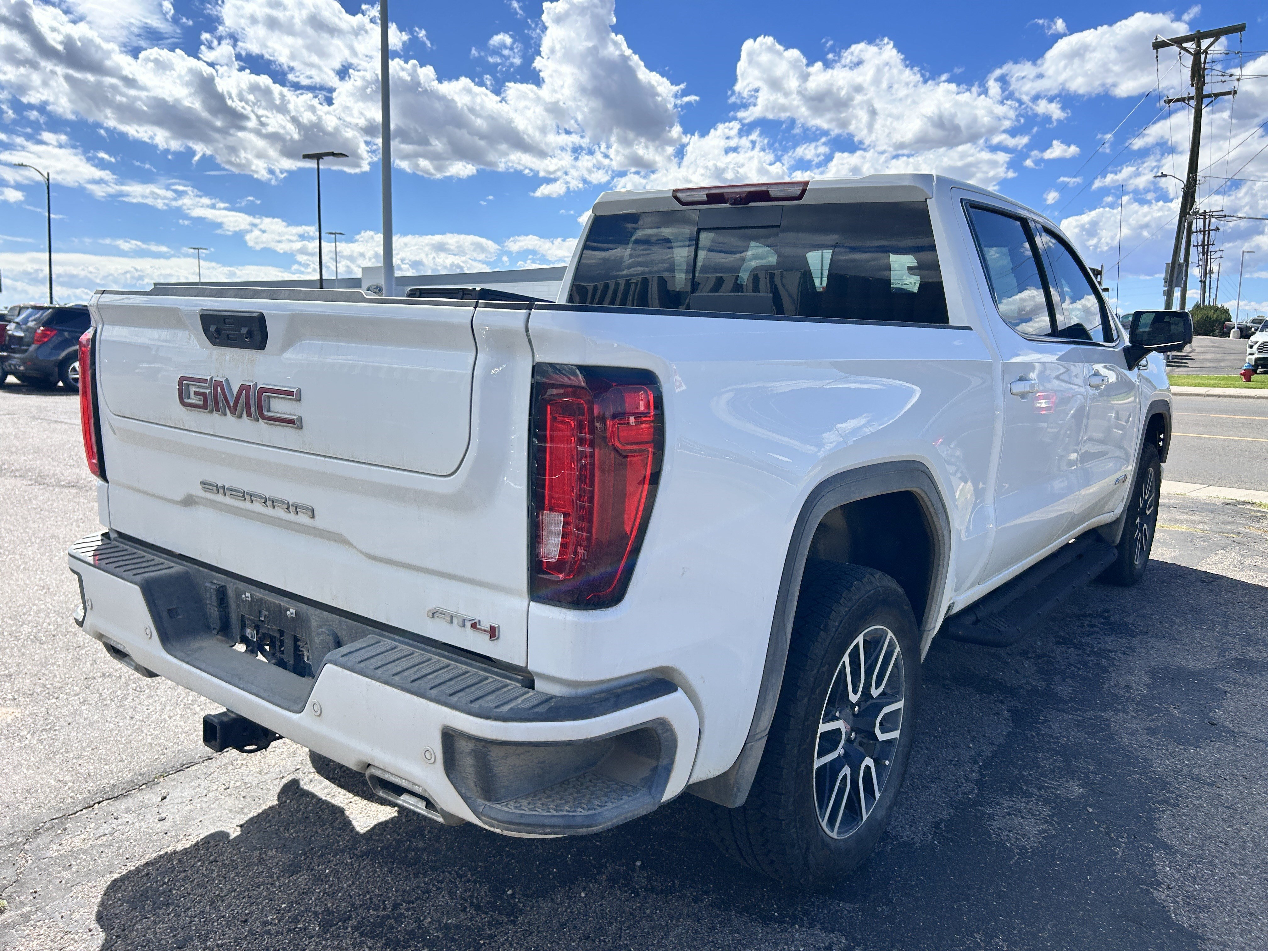 Used 2026 GMC Sierra 1500 AT4 w/ AT4 Premium Package AWD/4WD image 5