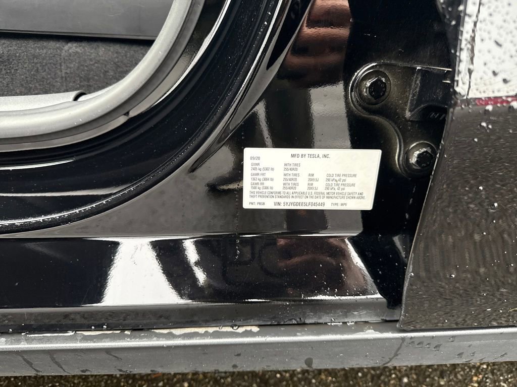 Used 2020 Tesla Model Y Long Range image 17