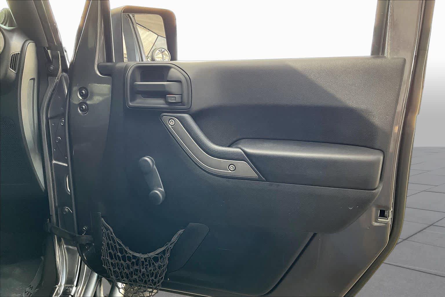 Used 2014 Jeep Wrangler Sport AWD/4WD image 23