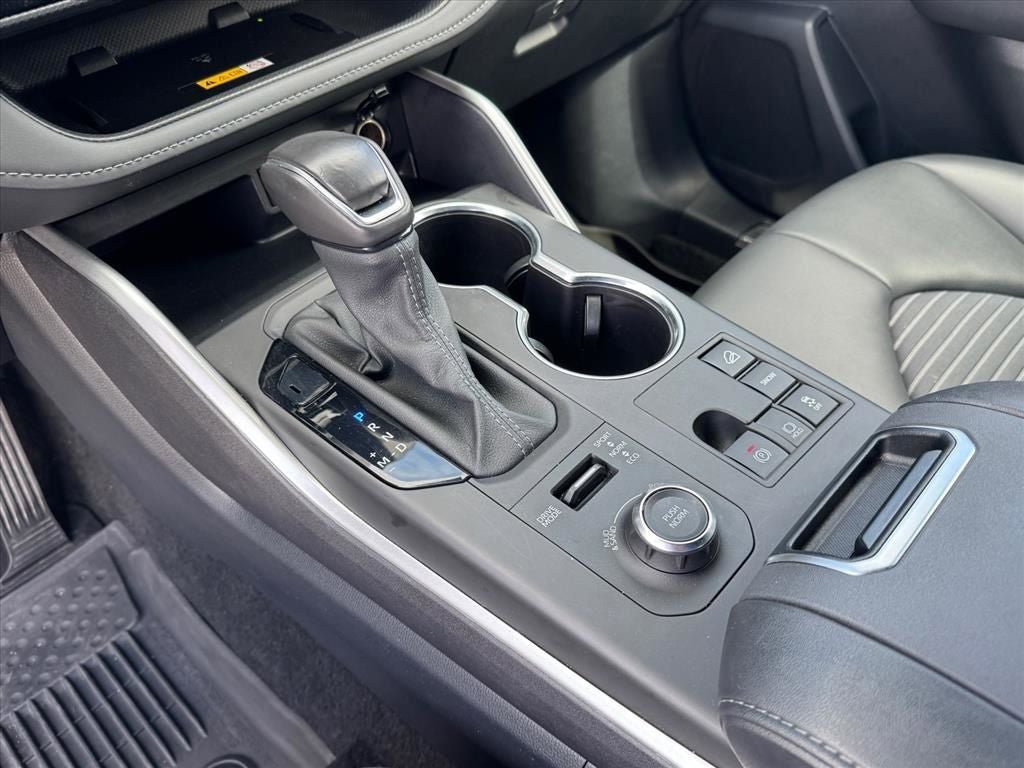 Used 2024 Toyota Highlander XSE AWD/4WD image 26