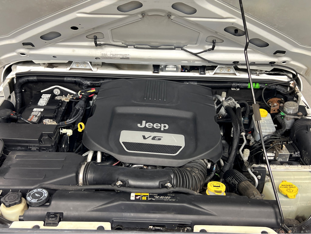 Used 2018 Jeep Wrangler Unlimited Sport S AWD/4WD image 23