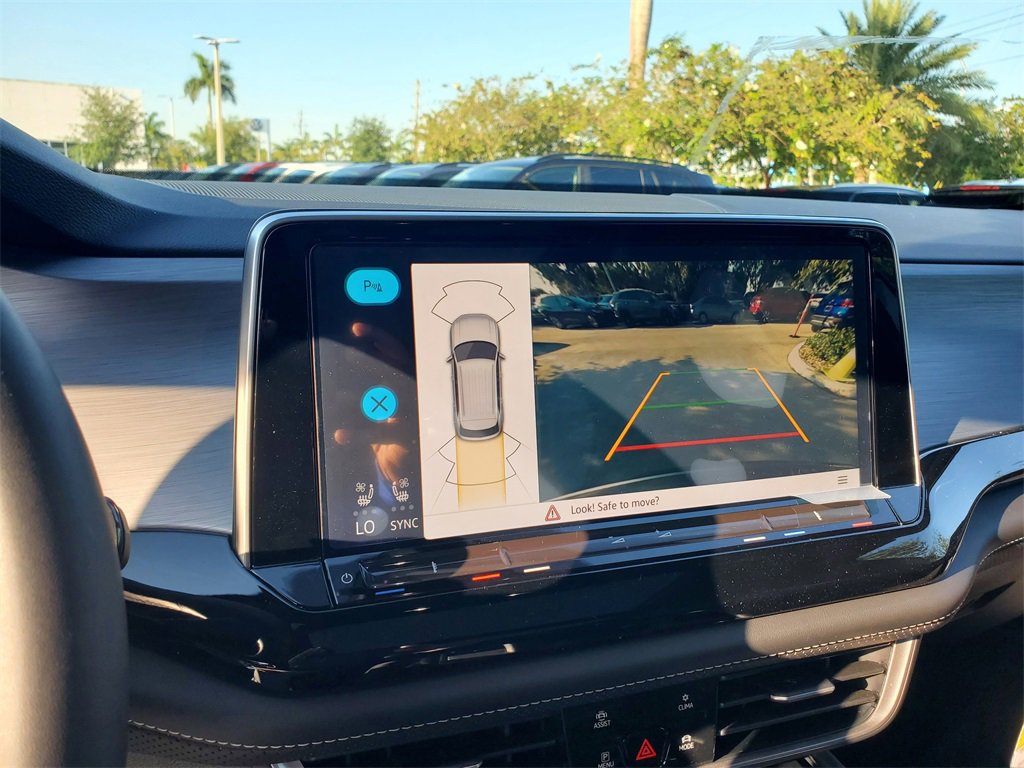 New 2026 Volkswagen Atlas Cross Sport SE image 11