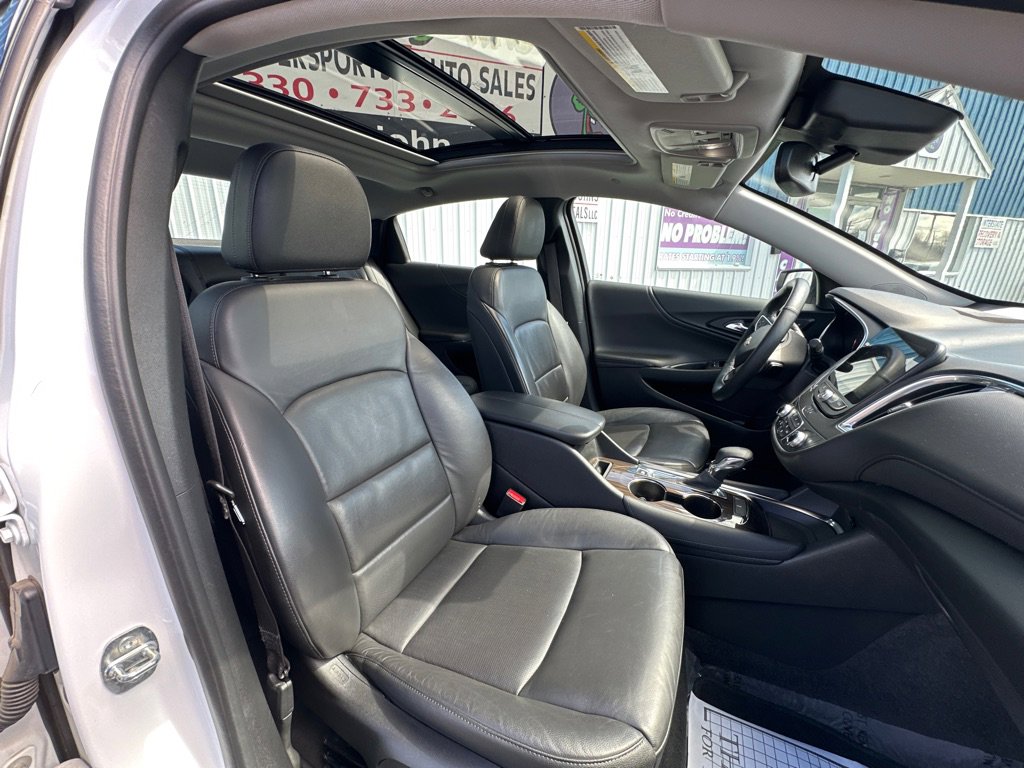 Used 2023 Chevrolet Malibu LT FWD image 20