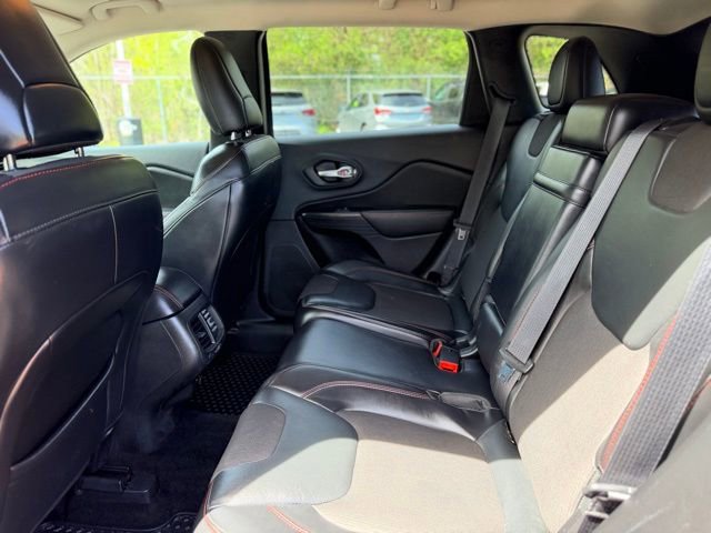 Used 2015 Jeep Cherokee Trailhawk w/ Safetytec Group AWD/4WD image 22