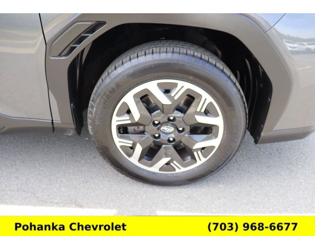 Used 2025 Subaru Forester Premium image 26