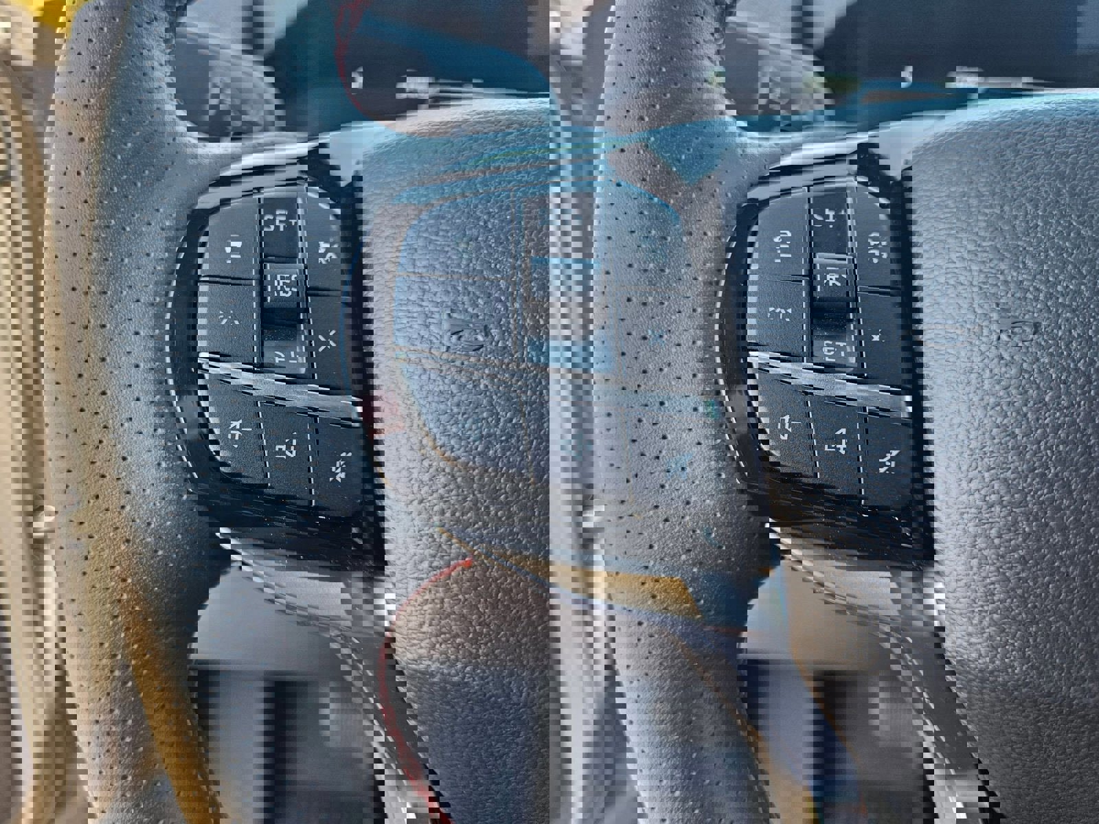 Used 2025 Ford Explorer ST w/ Sun And Sound Package image 12