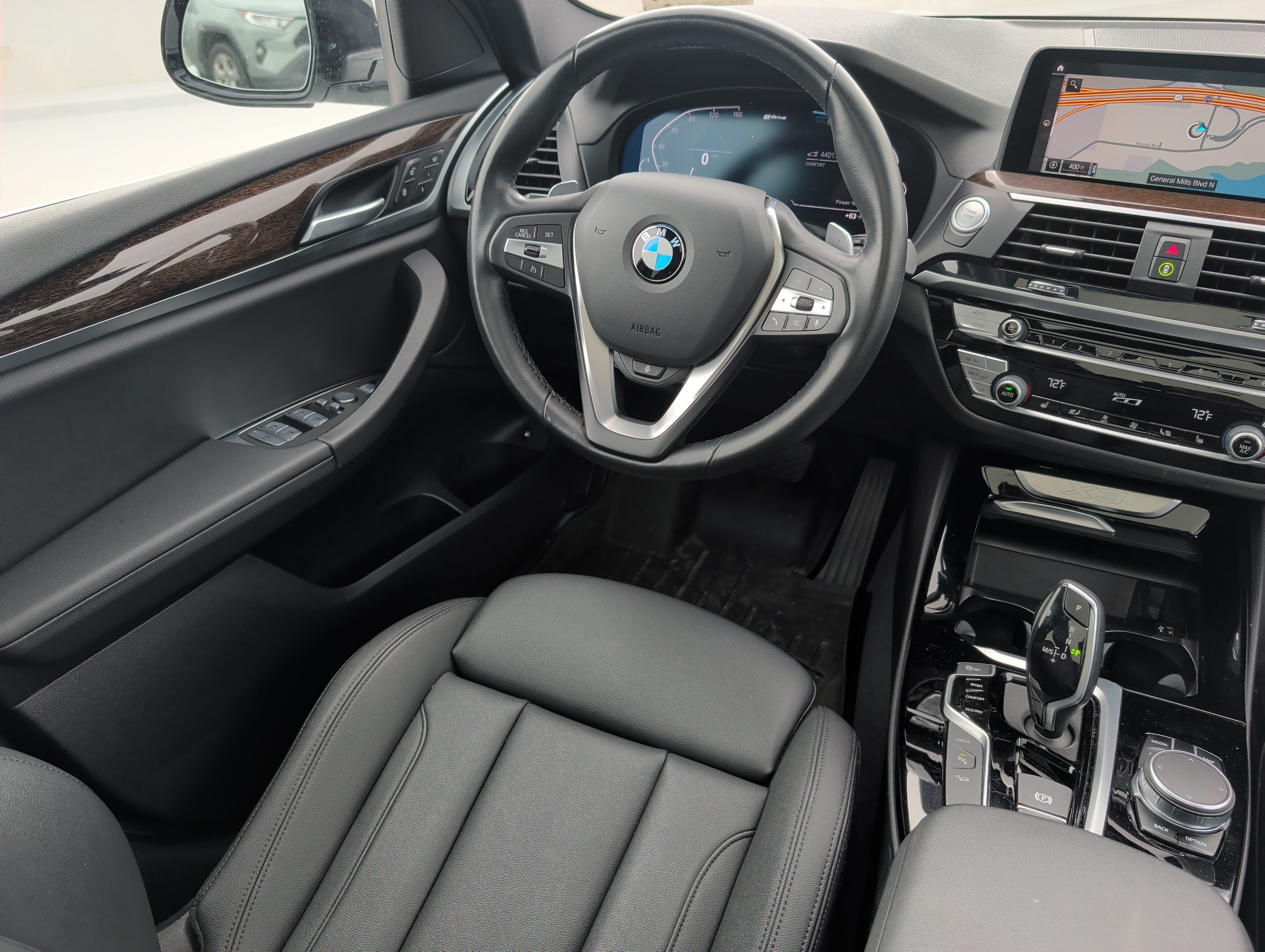 Used 2021 BMW X3 xDrive30e w/ Premium Package AWD/4WD image 9