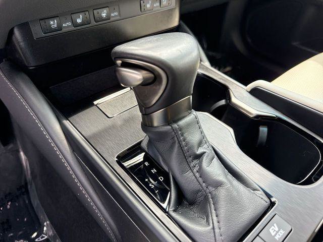 Certified 2024 Lexus ES 300h w/ Premium Package FWD image 20