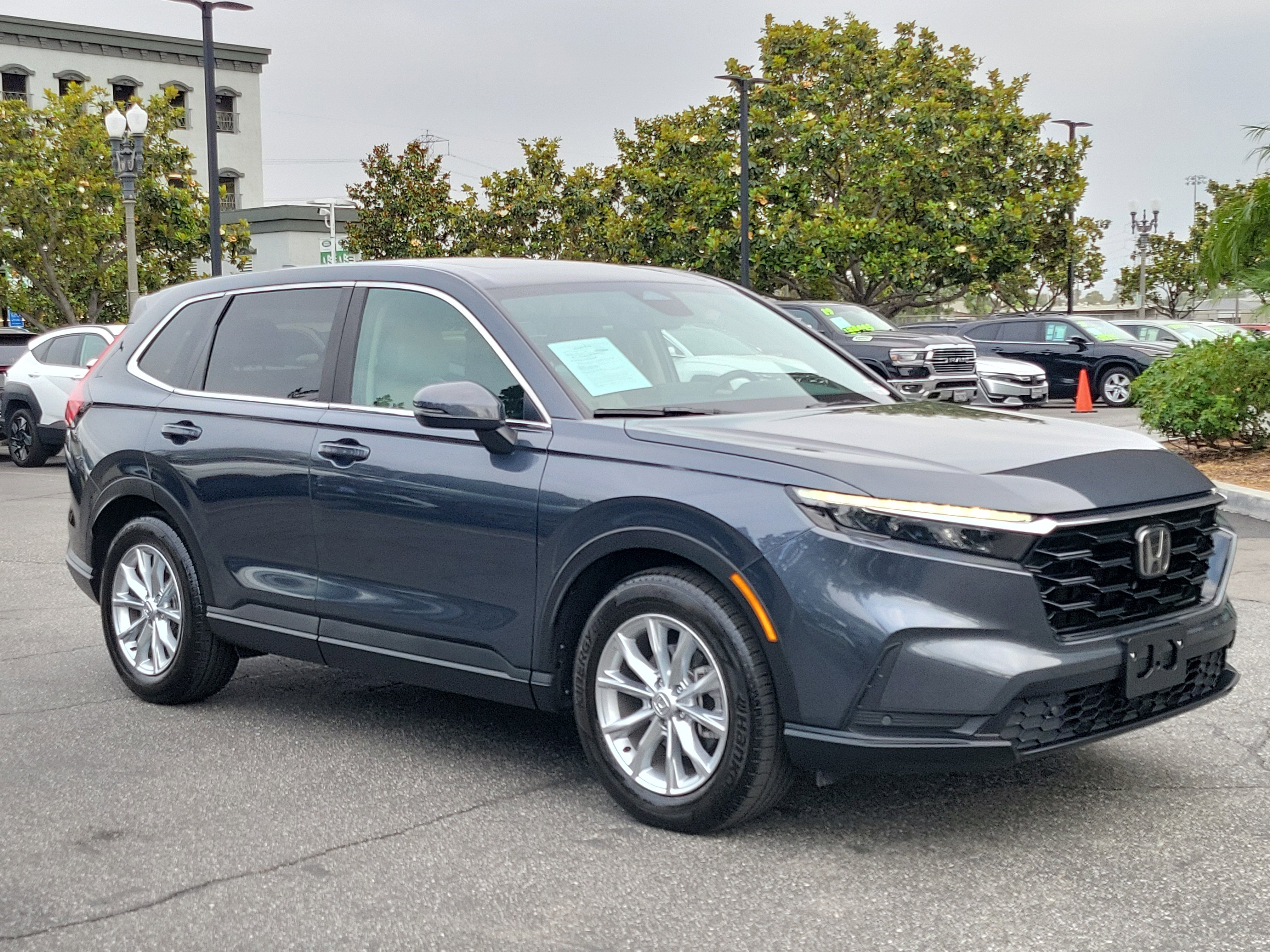 Used 2024 Honda CR-V EX-L image 7
