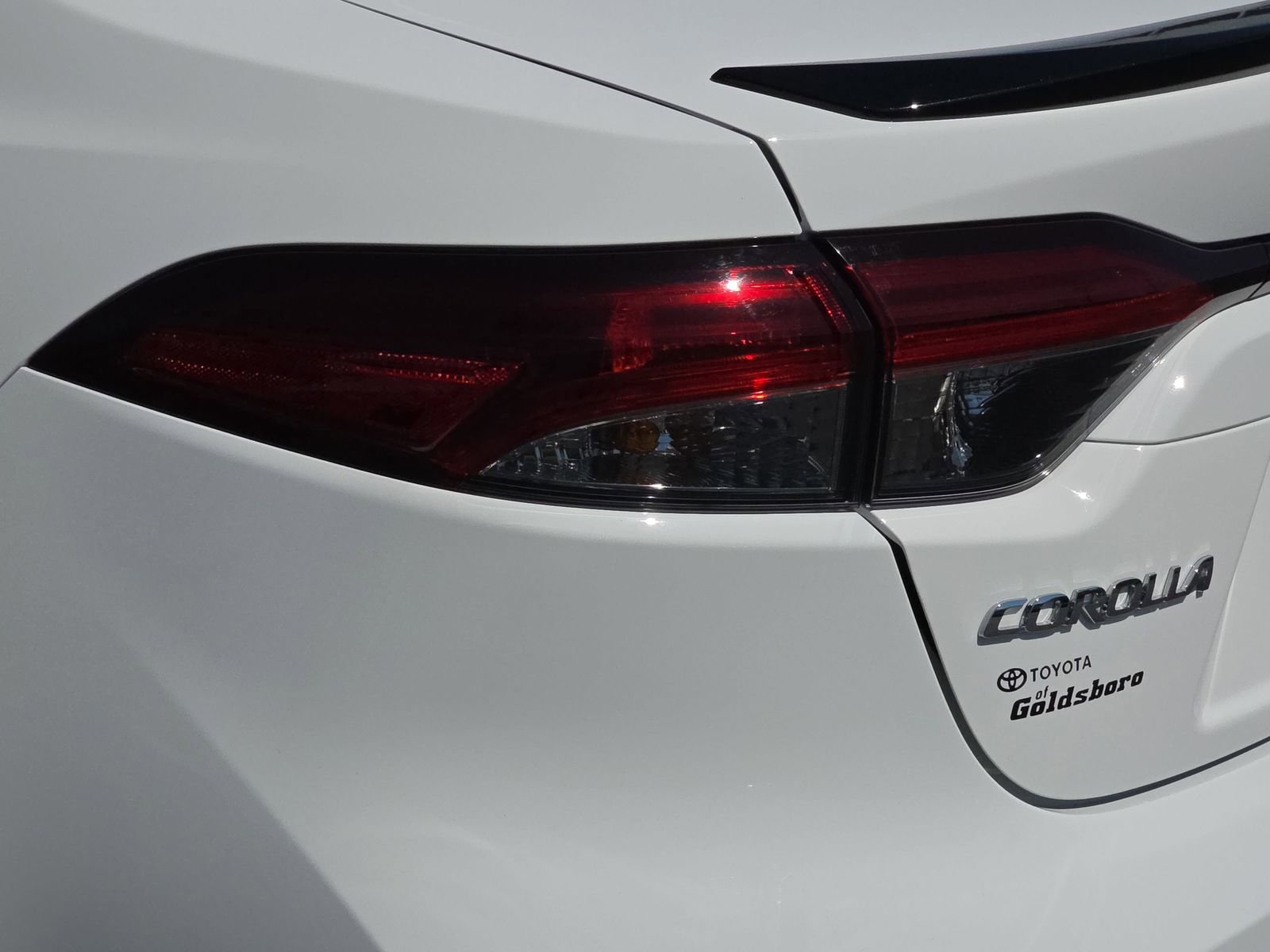 Used 2025 Toyota Corolla XSE FWD image 33