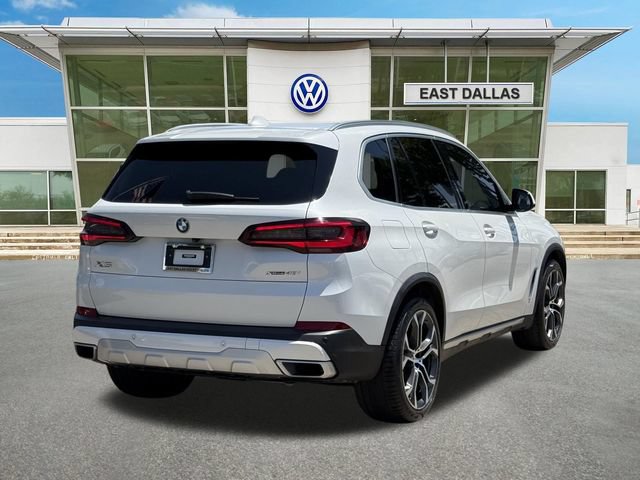 Used 2022 BMW X5 xDrive40i w/ Premium Package AWD/4WD image 3