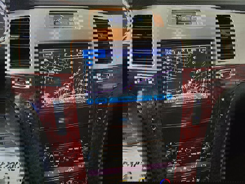 Used 2011 Cadillac Escalade ESV Luxury image 32