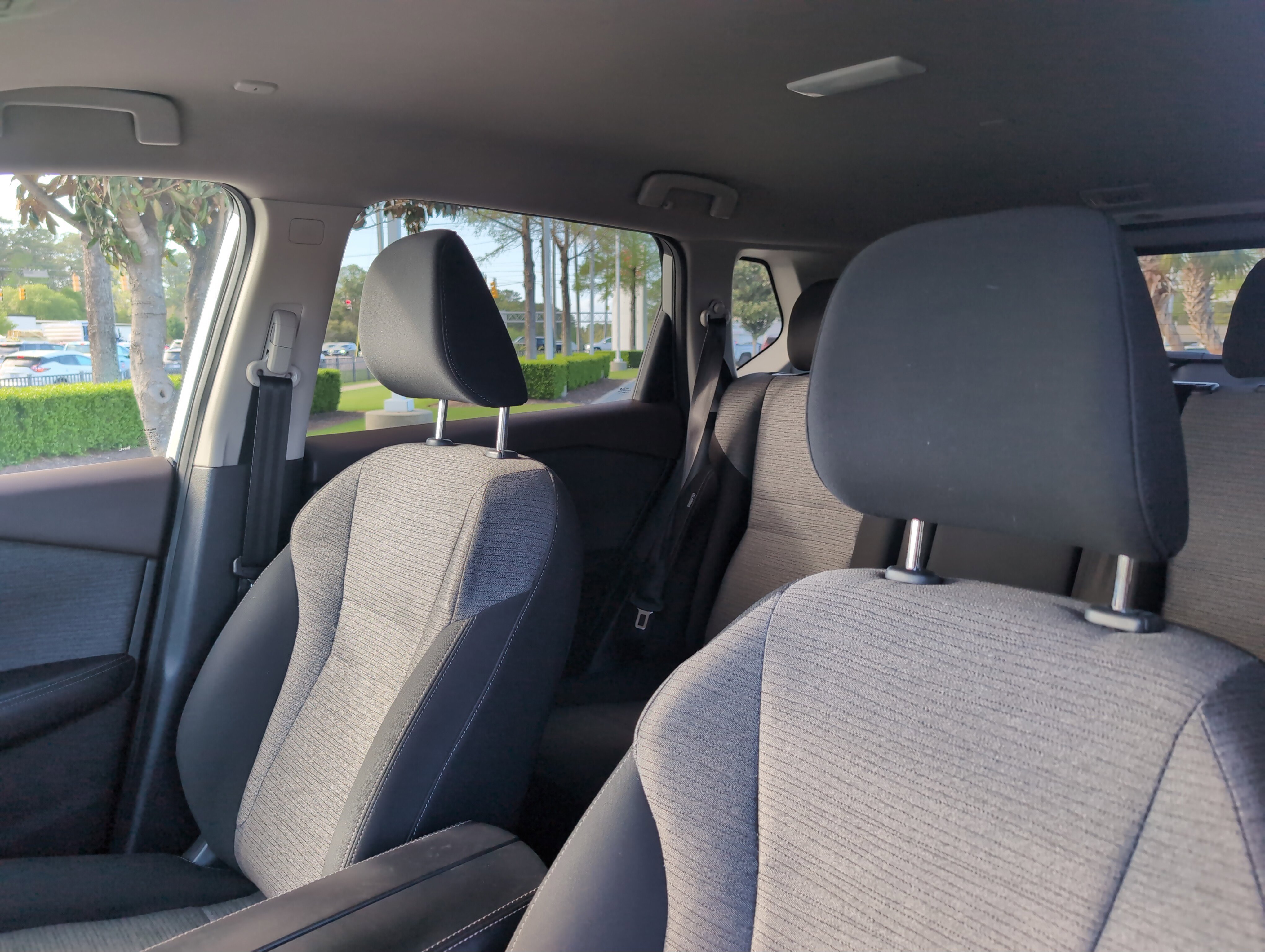 Used 2023 Nissan Rogue SV AWD/4WD image 40