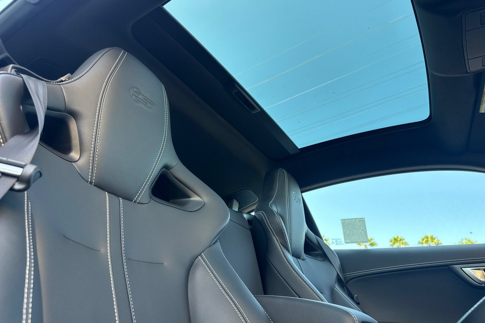 Used 2017 Jaguar F-TYPE S British Design Edition RWD image 15