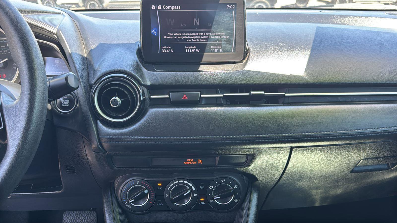 Used 2019 Toyota Yaris LE FWD image 19