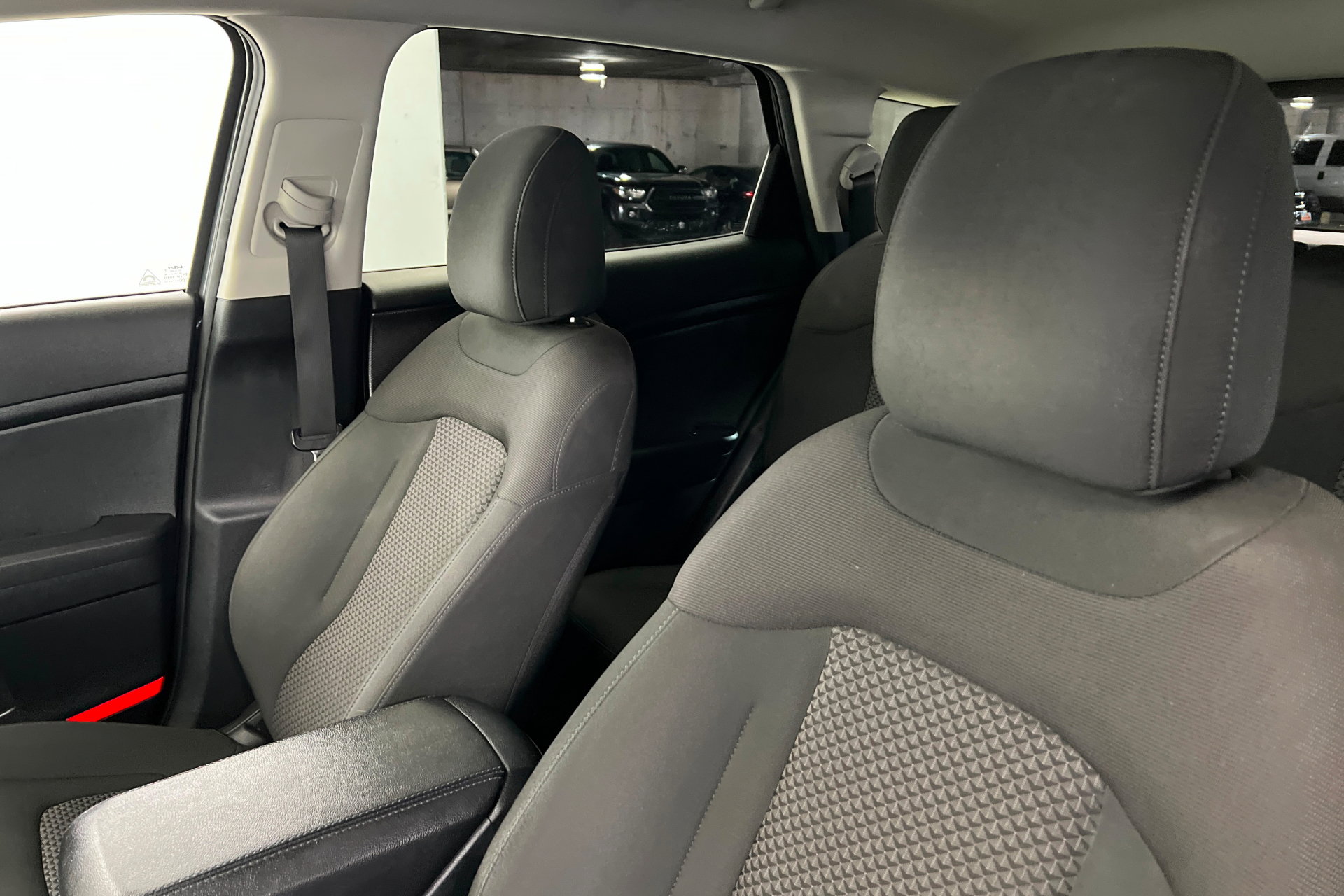 Used 2024 Kia Sportage LX image 17