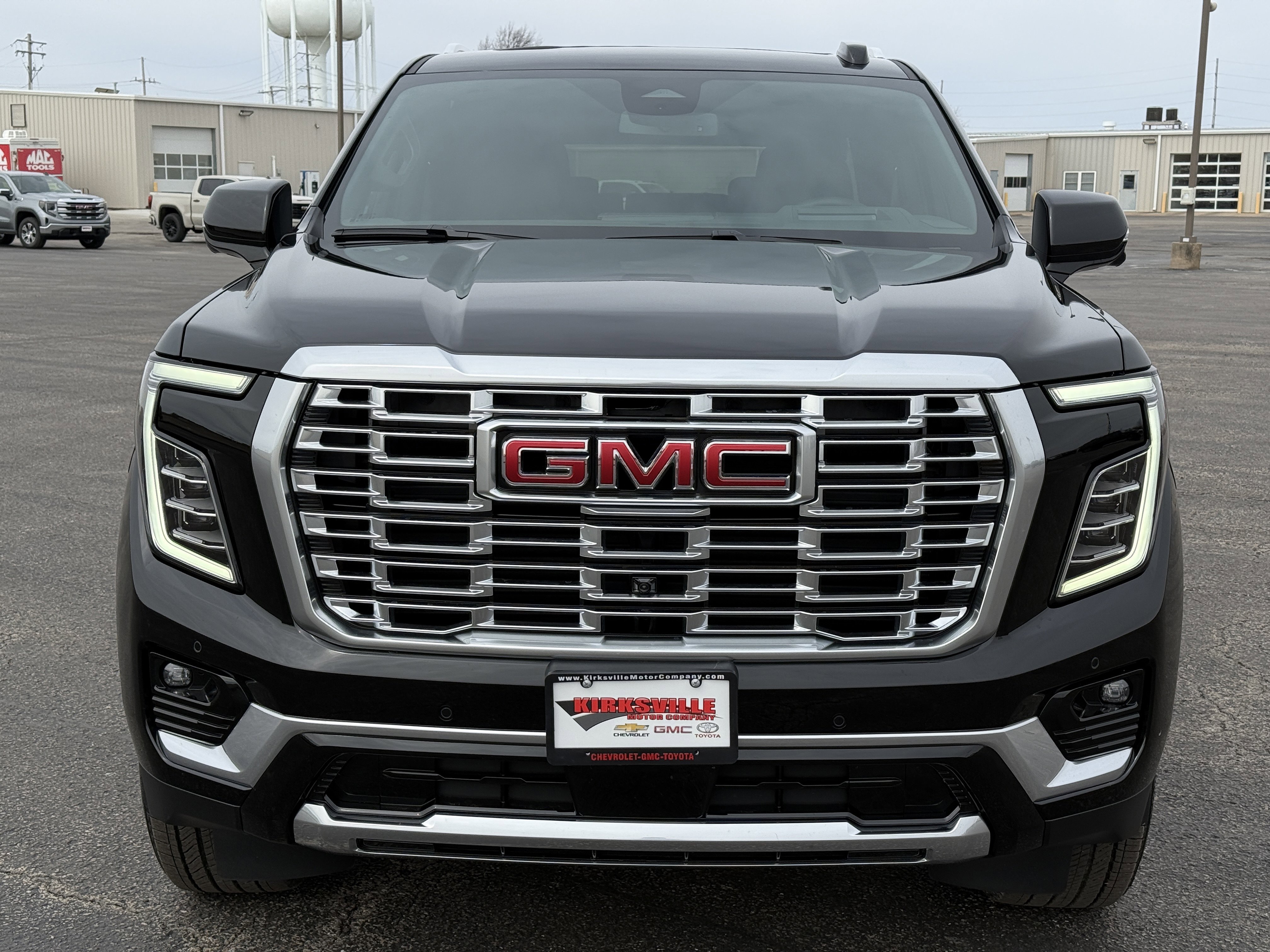 New 2026 GMC Yukon XL Denali w/ Sun & Power Step Package image 10