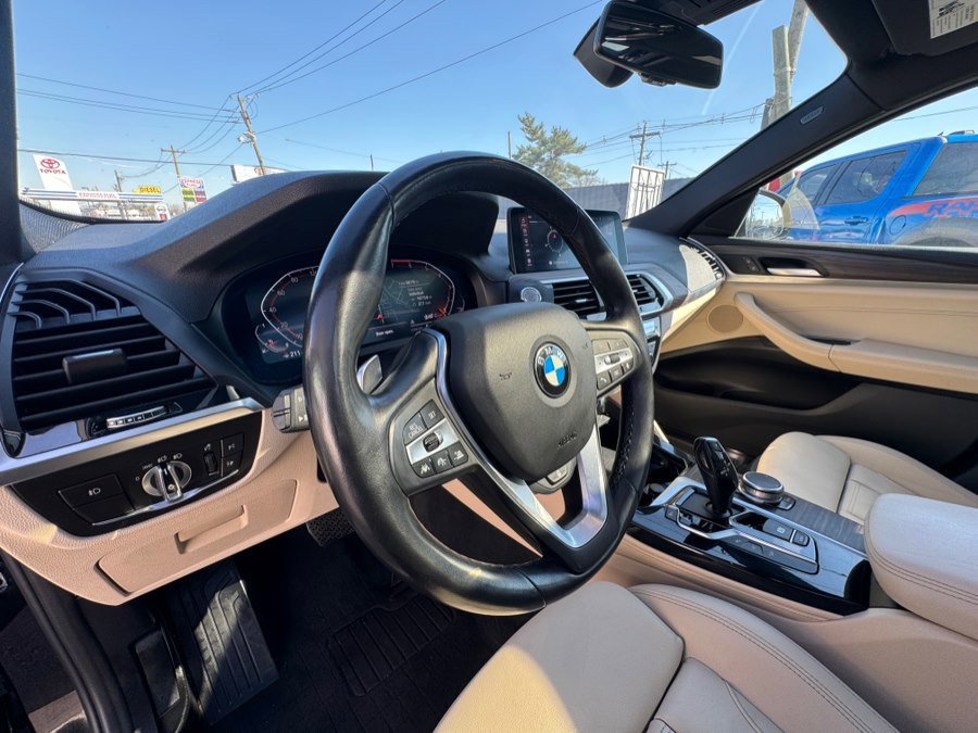 Used 2020 BMW X4 xDrive30i w/ Executive Package image 23