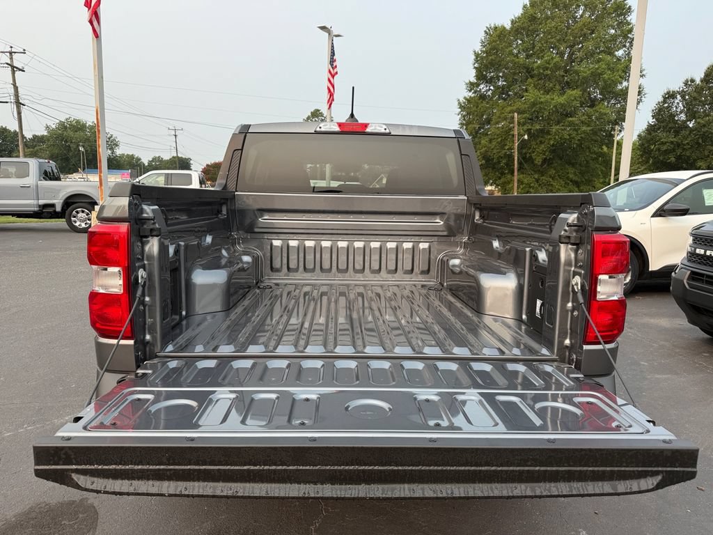 New 2026 Ford Maverick XLT w/ XLT Luxury Package FWD image 19