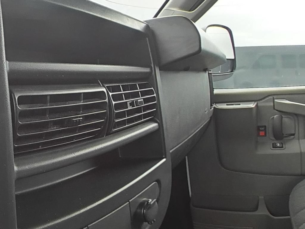 Certified 2025 Chevrolet Express 2500 w/ Driver Convenience Package RWD image 11