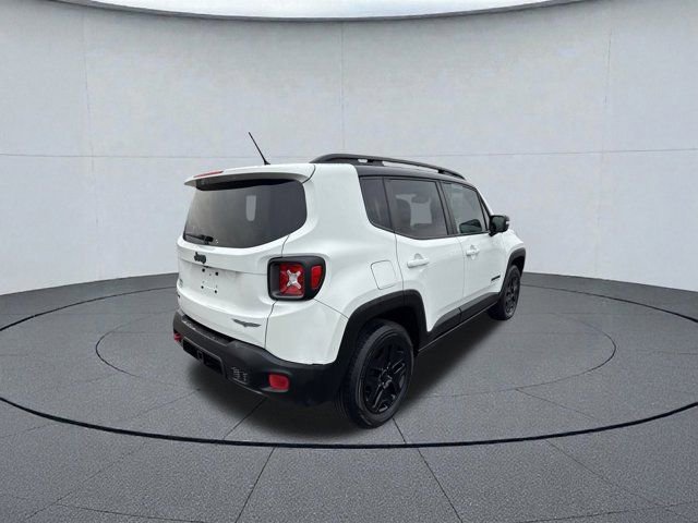 Used 2017 Jeep Renegade Trailhawk image 2