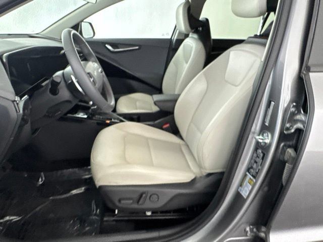 Certified 2025 Kia Niro EX FWD image 23