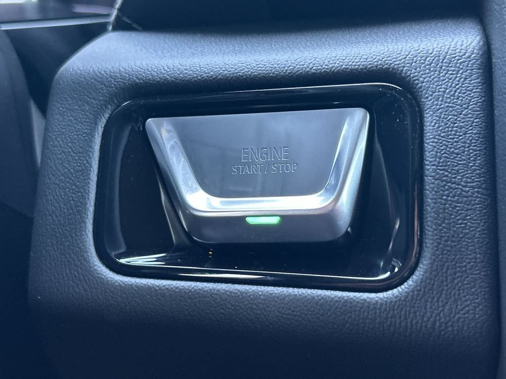 New 2026 GMC Yukon Denali AWD/4WD image 17