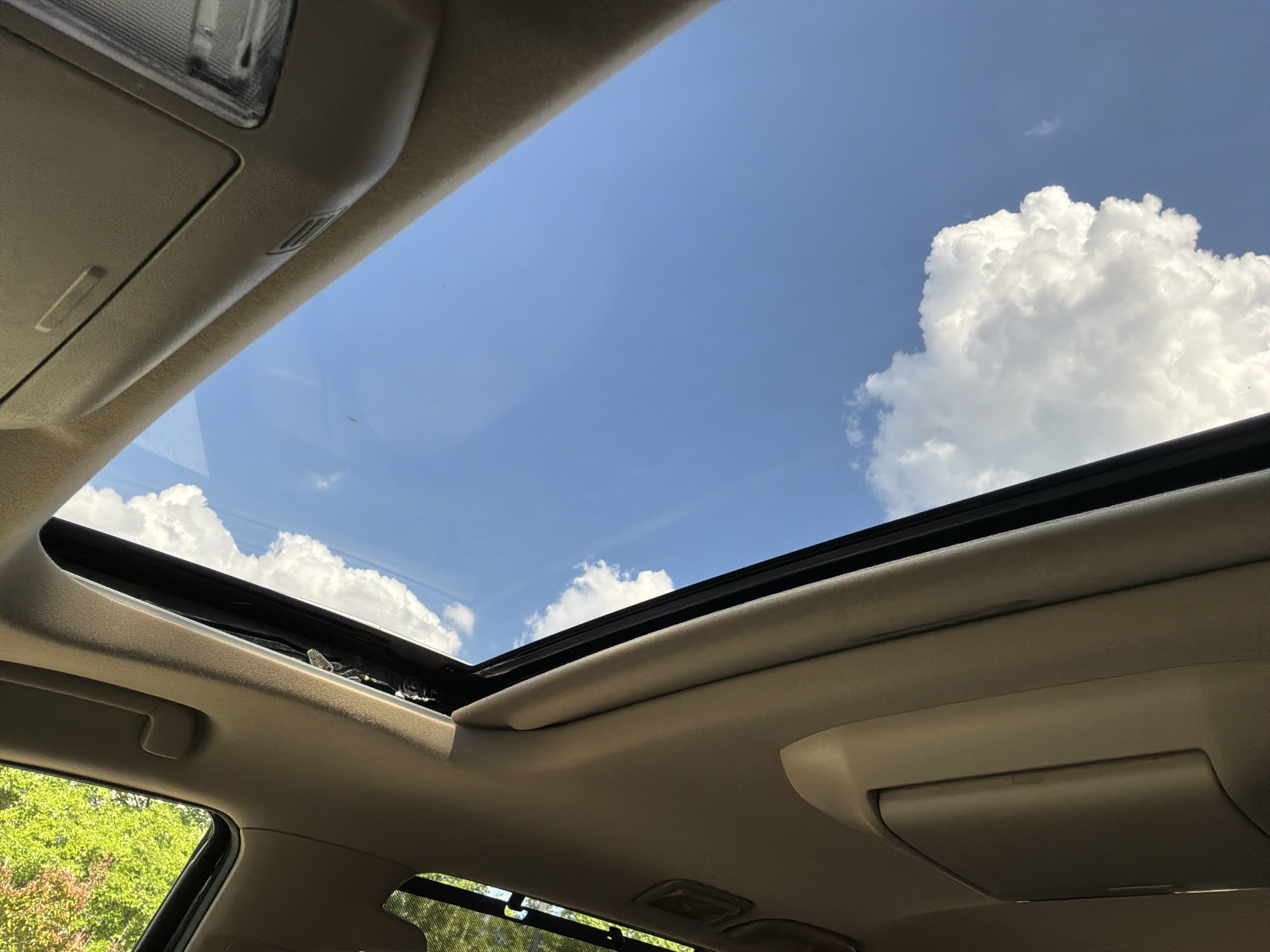 Used 2018 Toyota Sequoia Platinum AWD/4WD image 28