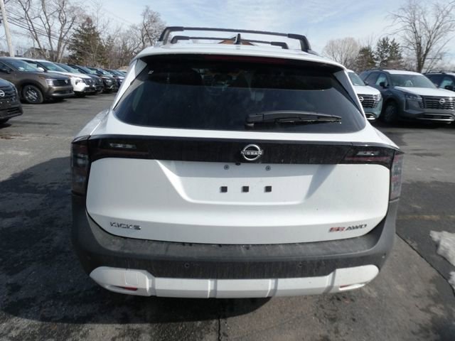 New 2026 Nissan Kicks SR w/ Cold Weather Package AWD/4WD image 3