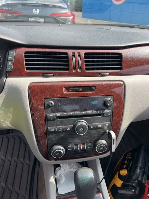 Used 2006 Chevrolet Impala LT FWD image 14