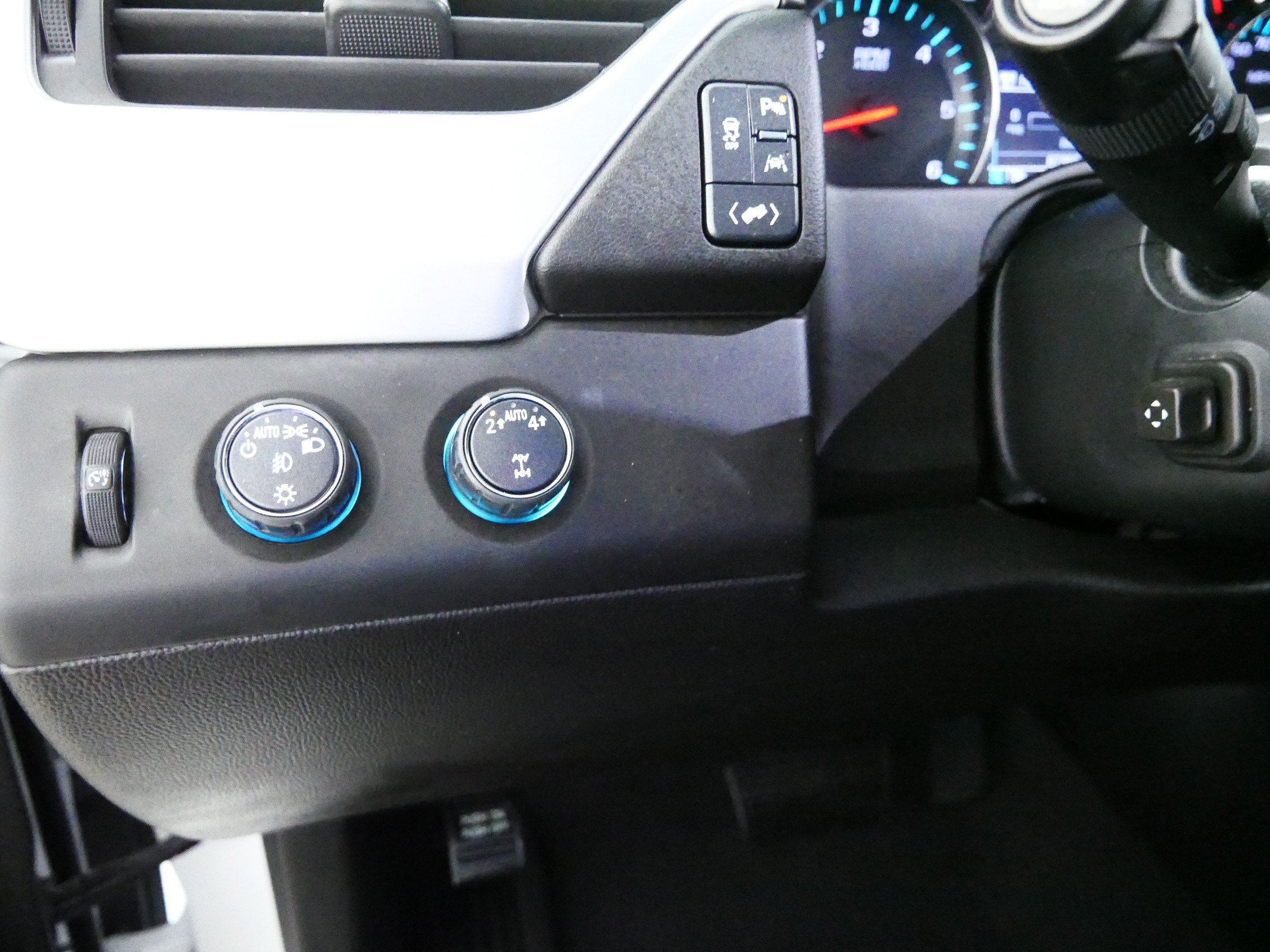 Certified 2019 GMC Yukon SLT AWD/4WD image 26